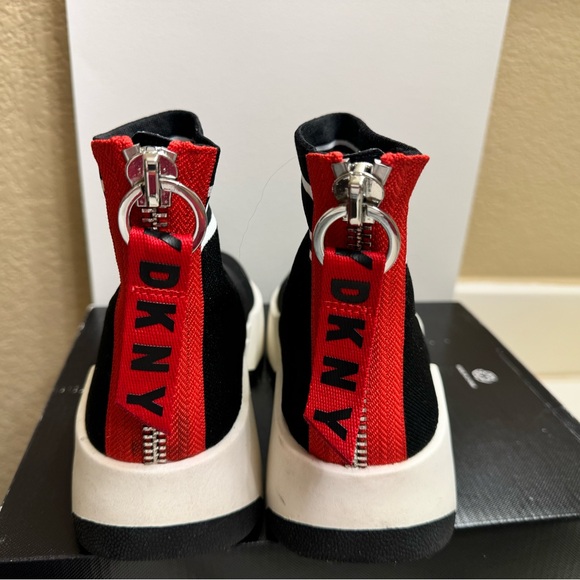 DKNY , like new, size 37 - Picture 3 of 3